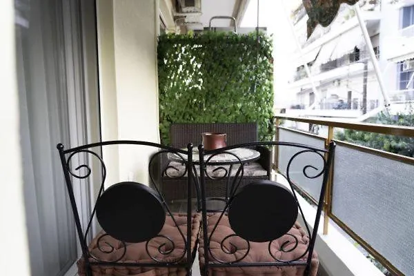 G102 κεντρικό πολυτελές διαμέρισμα Volos