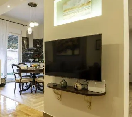 Apartment G102 κεντρικό πολυτελές διαμέρισμα *