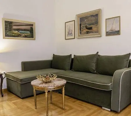 G102 κεντρικό πολυτελές διαμέρισμα Апартаменты